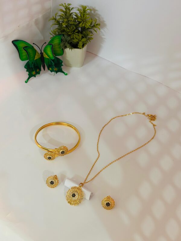 Sunflower Inspired Jewellery Set - Image 3