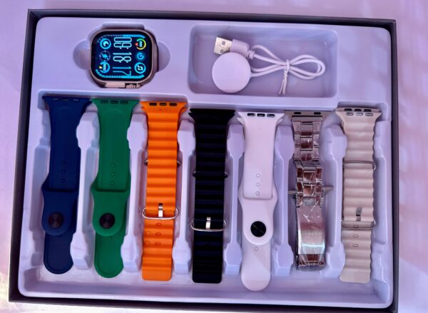 CROWN 7+1 Smart Watch - Image 2